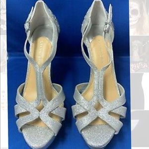 Womens Size 9 Gianni bini heels
